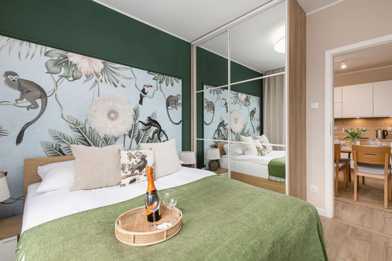 Luxurious Apartment Nadmorskie Tarasy Kolobrzeg By Renters Prestige Kołobrzeg Exterior foto