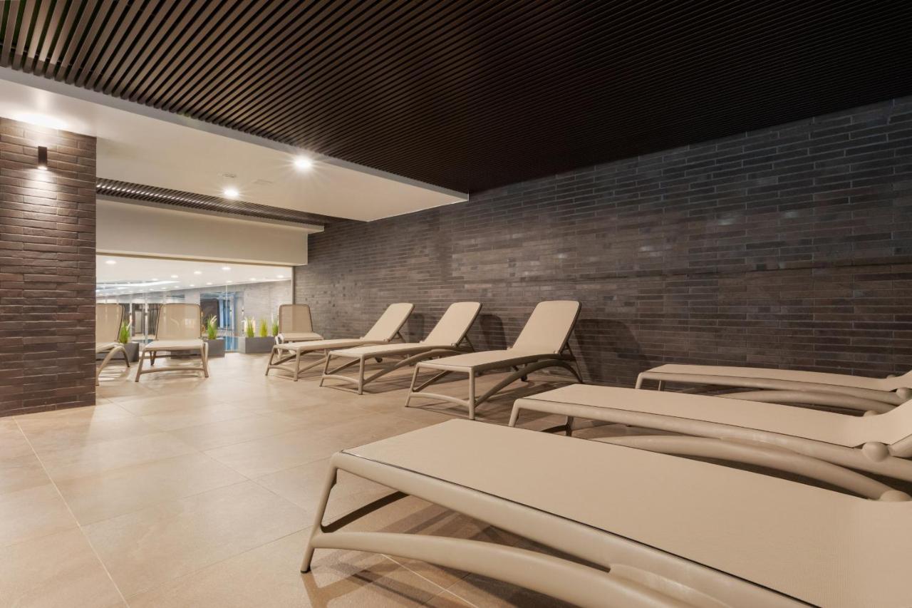 Luxurious Apartment Nadmorskie Tarasy Kolobrzeg By Renters Prestige Kołobrzeg Exterior foto